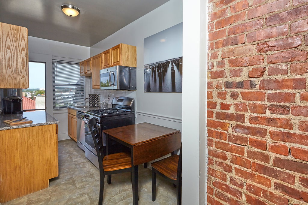 Coleman Apartments, Bridgeport, CT Property Management, Coleman